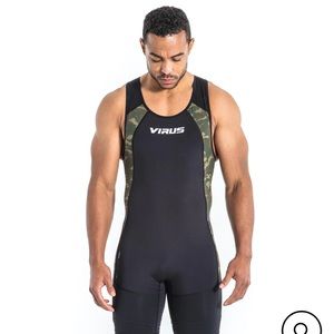 Brand new, unused VIRUS men’s M singlet for weightlifting